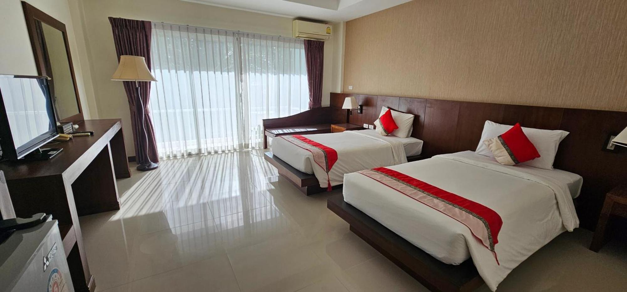 The Pano Hotel & Residence Ao Nang Esterno foto