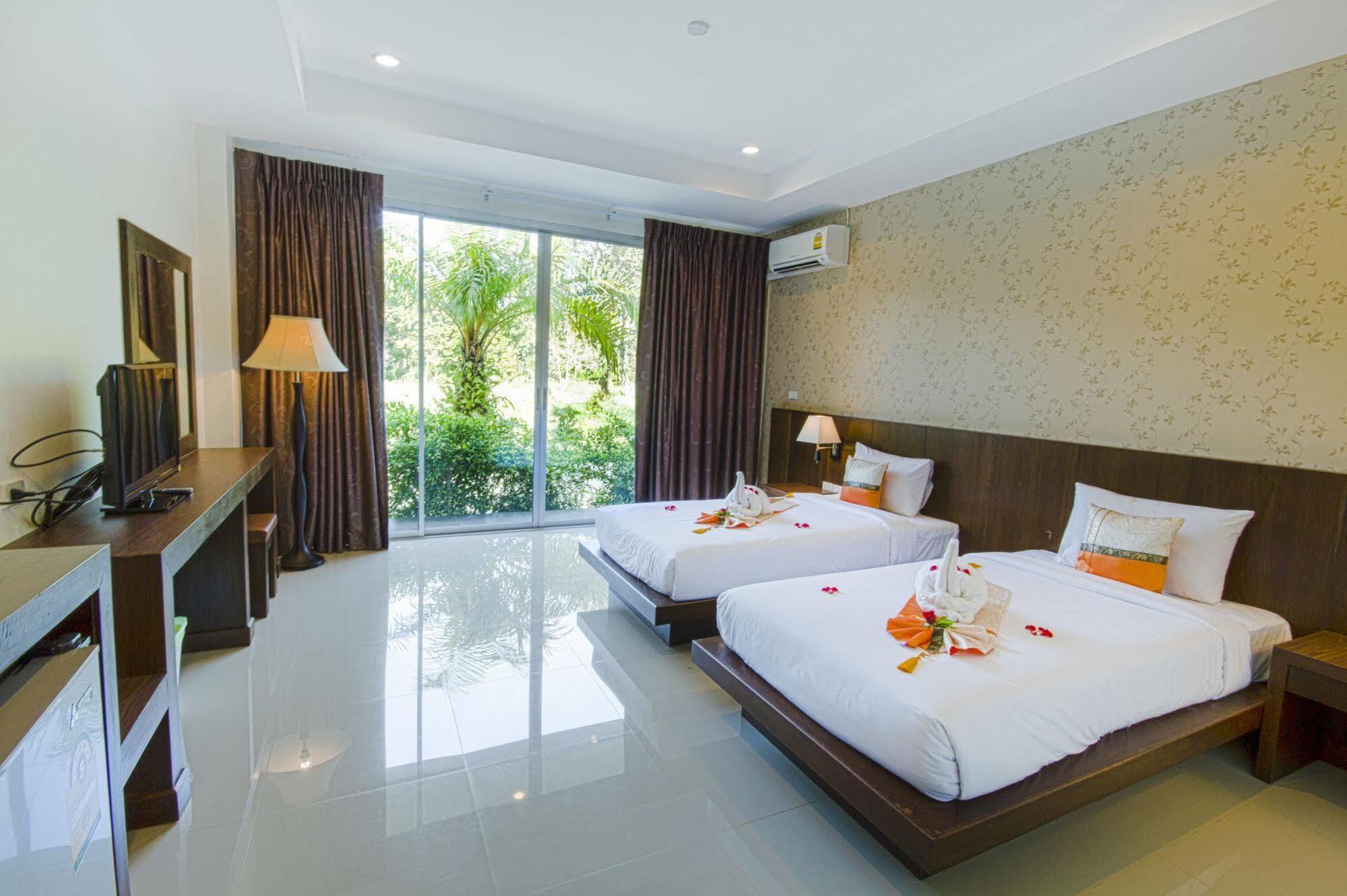The Pano Hotel & Residence Ao Nang Esterno foto