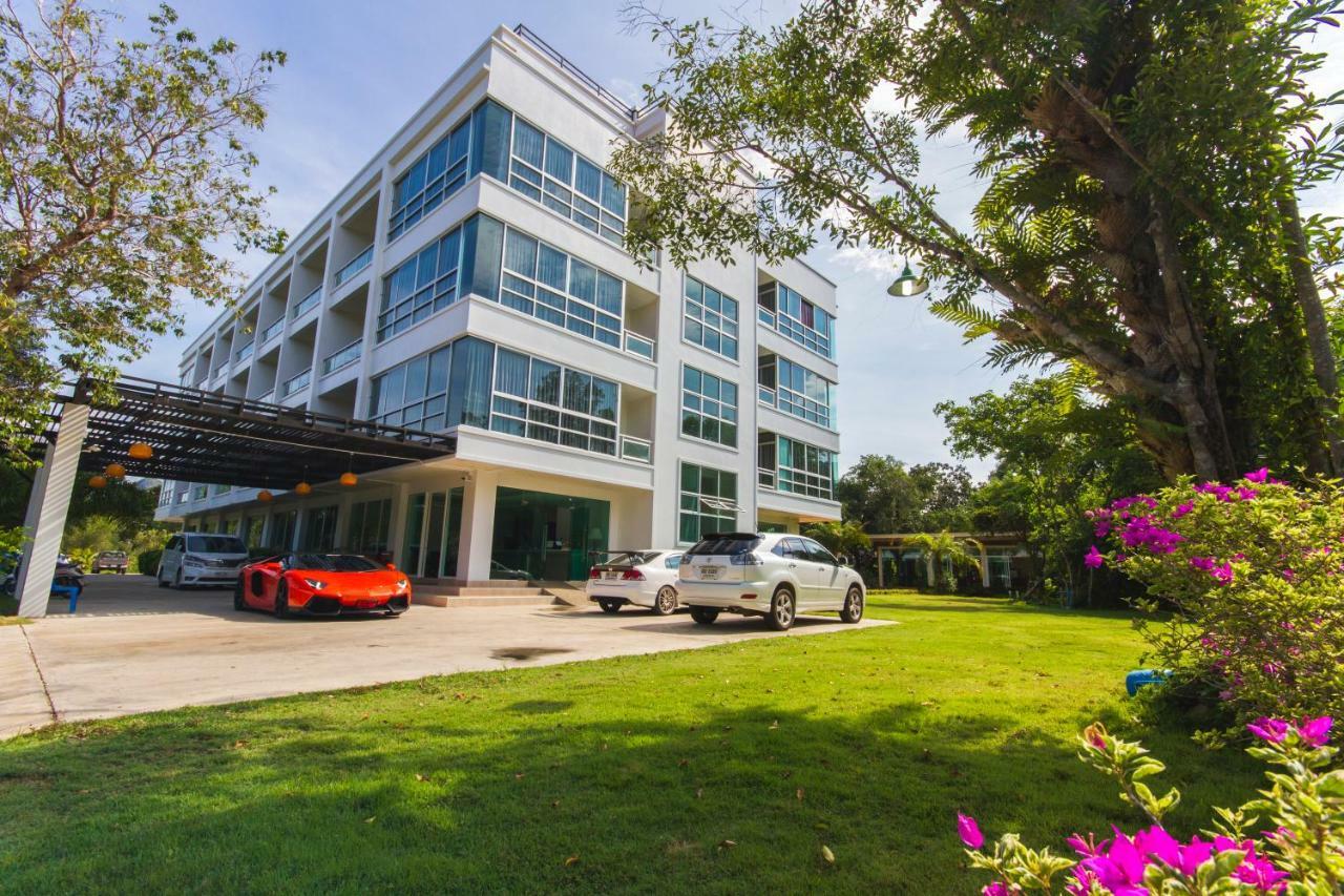 The Pano Hotel & Residence Ao Nang Esterno foto