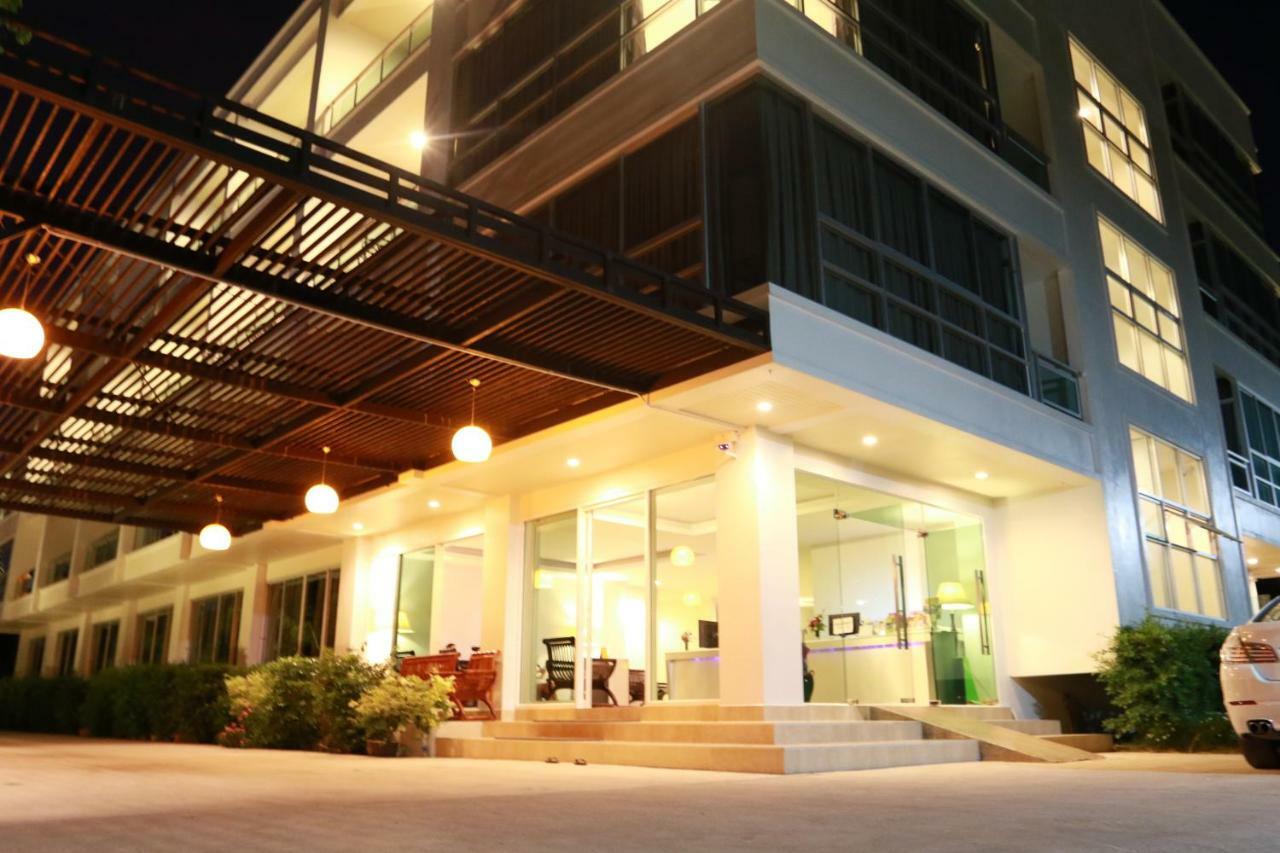 The Pano Hotel & Residence Ao Nang Esterno foto